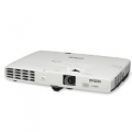 VIDEOPROIETTORE EPSON EB-1760W 3LCD XGA 2600/2000:1 set di cavi borsa morbida 1ﾸ7 kg Altoparlante 1W