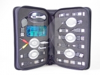 Kit usb da 17 pezzi - colleghi tutto a tutti